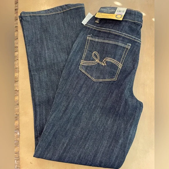 2/$15 🍀NWTS Faded Glory Jeans 6p see pictures make a bundle & send your offer - Picture 1 of 7